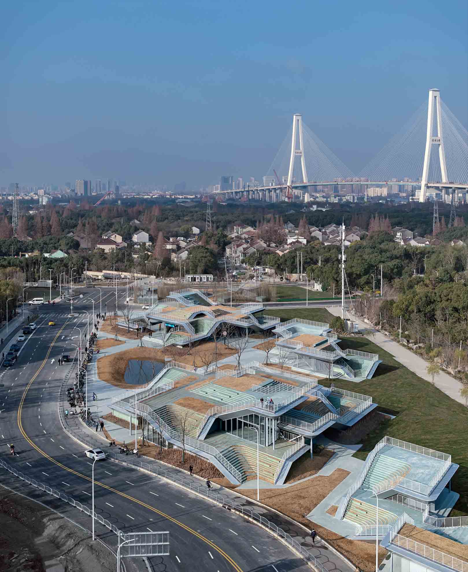 04_城市與人工之林，The city and artificial forests. &nbsp;?章魚見(jiàn)筑.jpg