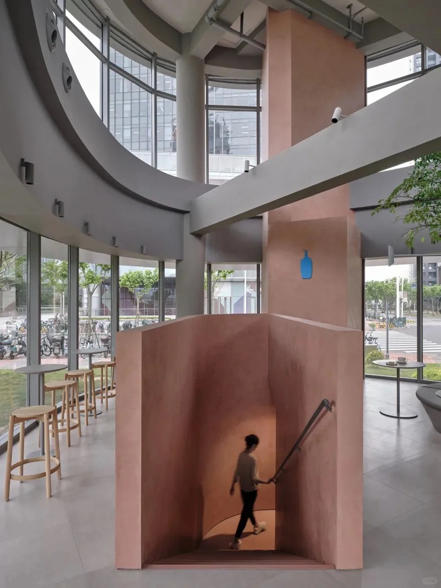 前灘店｜園中之園，擁抱自然光景_2_BlueBottleCoffee藍(lán)瓶咖啡_來(lái)自小紅書(shū)網(wǎng)頁(yè)版.jpg