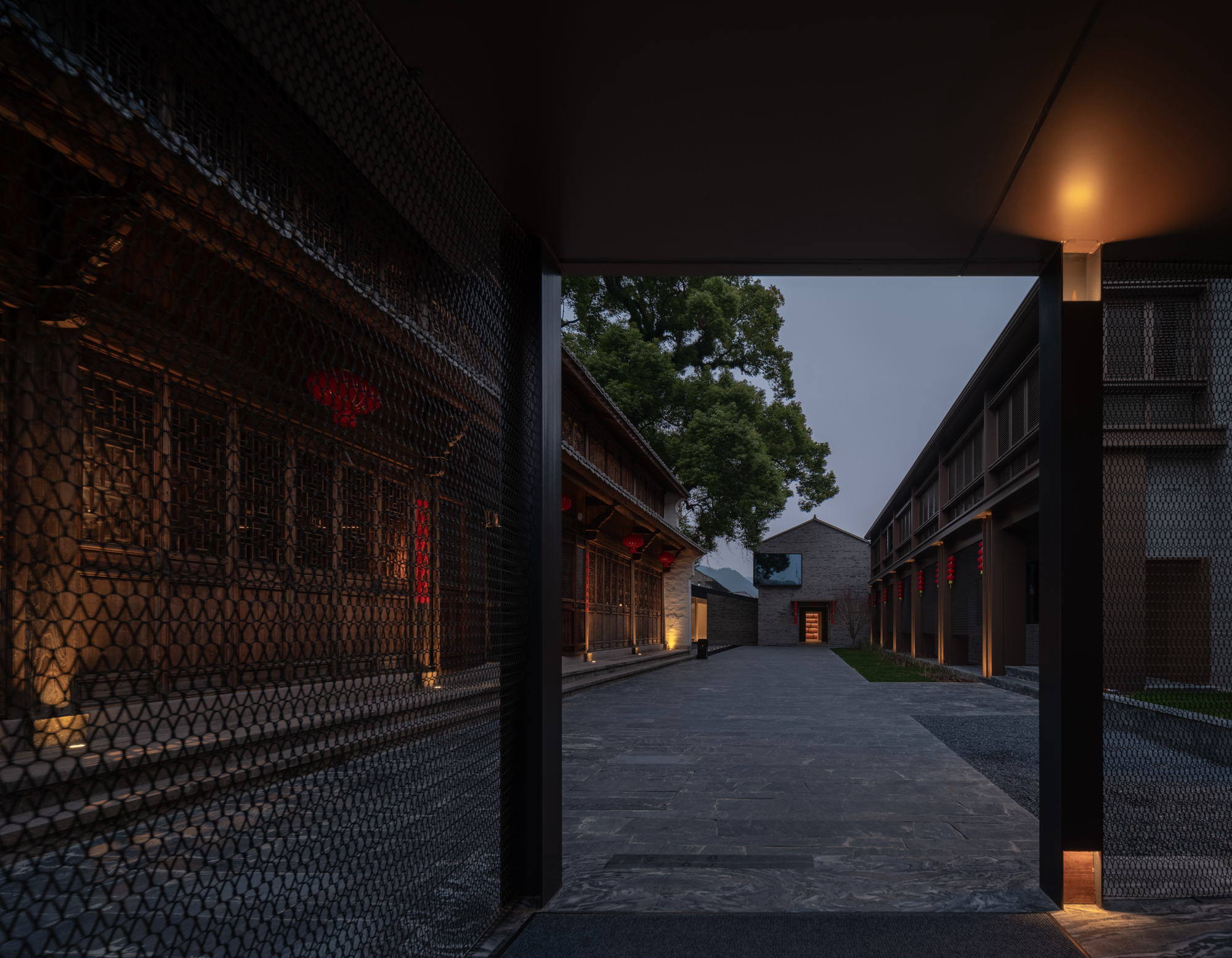 14_ 接待前場夜景 Reception Forecourt Night View ?白噪音圖片社 whitenoisephotos.jpg