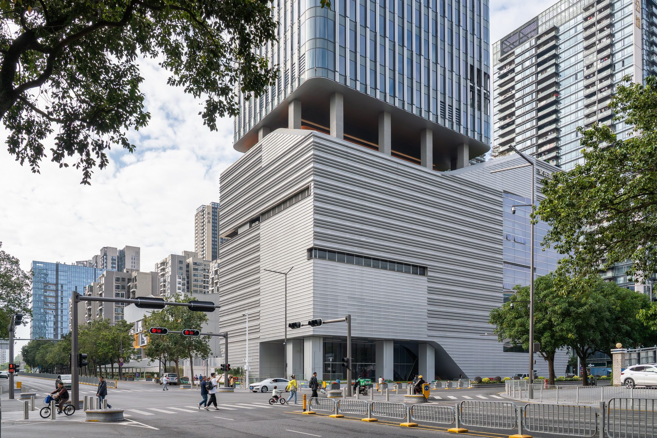 18-從城市地面到空中綠洲的“藝術漫游”?在場造象工作室.jpg