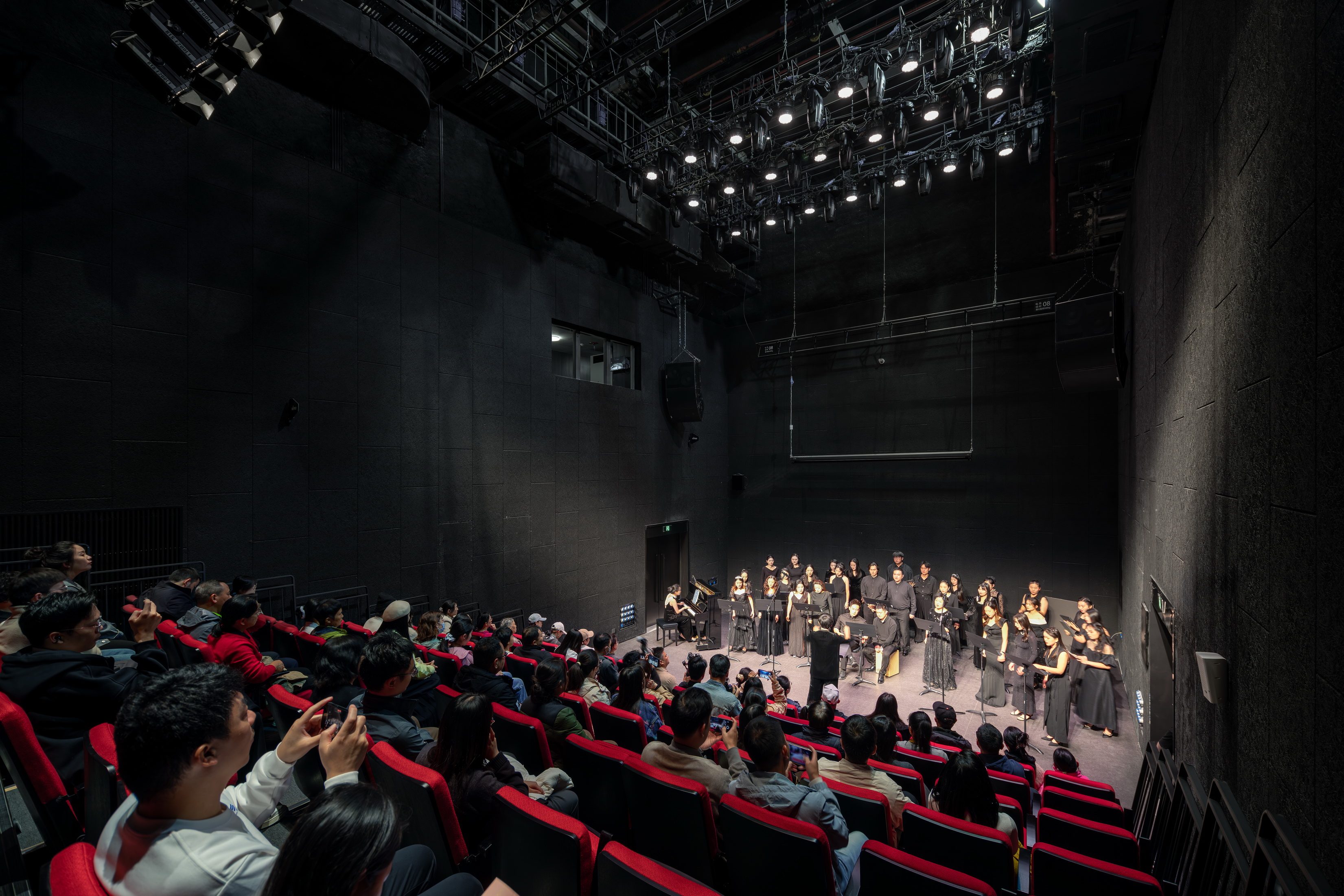 42-黑匣子劇場演出現(xiàn)場&nbsp;?在場造象工作室.jpg